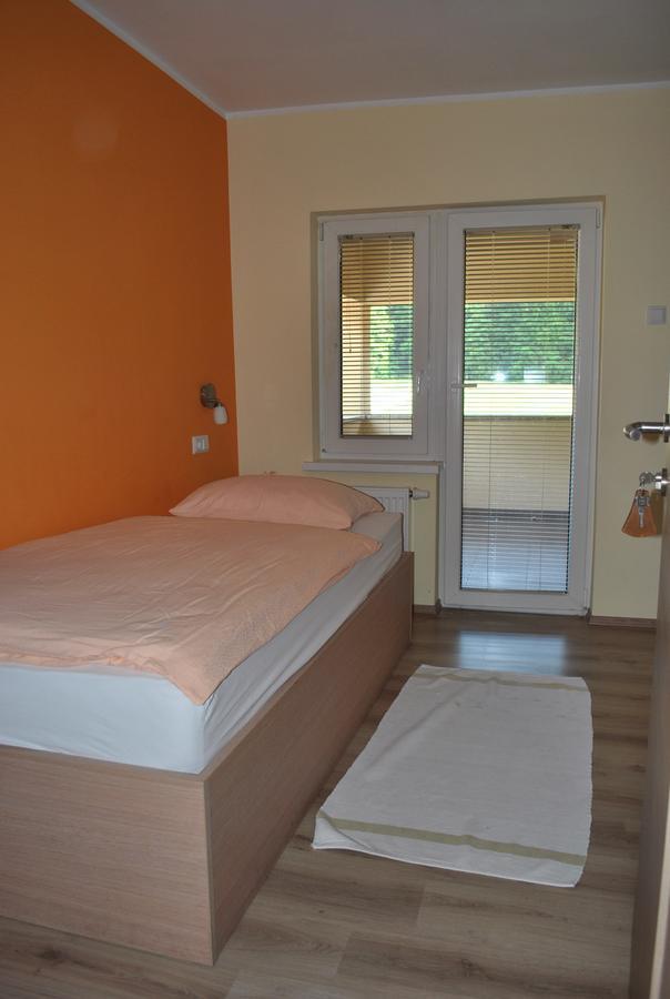 Pri Vidrgarju Hotel Vace Szoba fotó